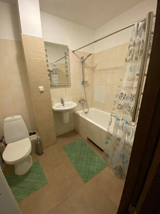 Apartment Next To Metro Station Pechersk Kiev Esterno foto