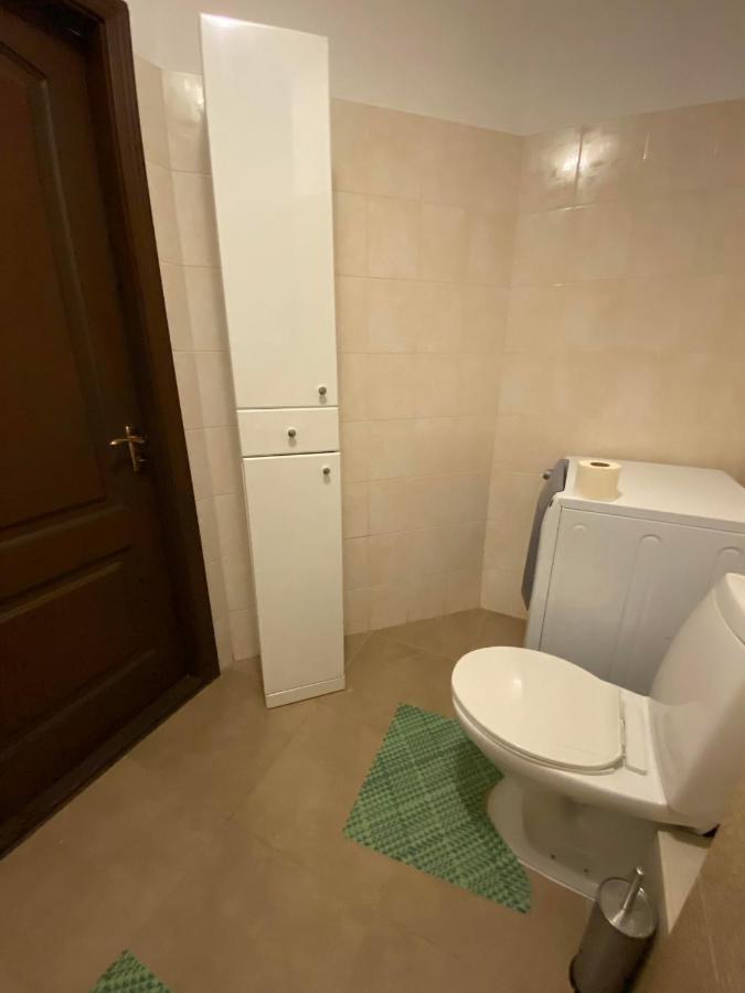 Apartment Next To Metro Station Pechersk Kiev Esterno foto